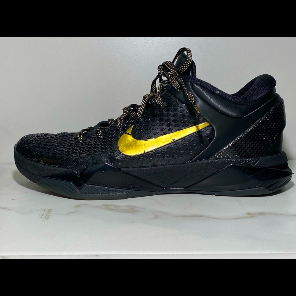 NIKE ZOOM KOBE VII ELITE AWAY - BLACK METALLIC GOLD